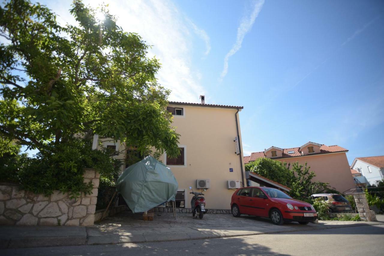 Apartmani Vitkovic II Cres Extérieur photo