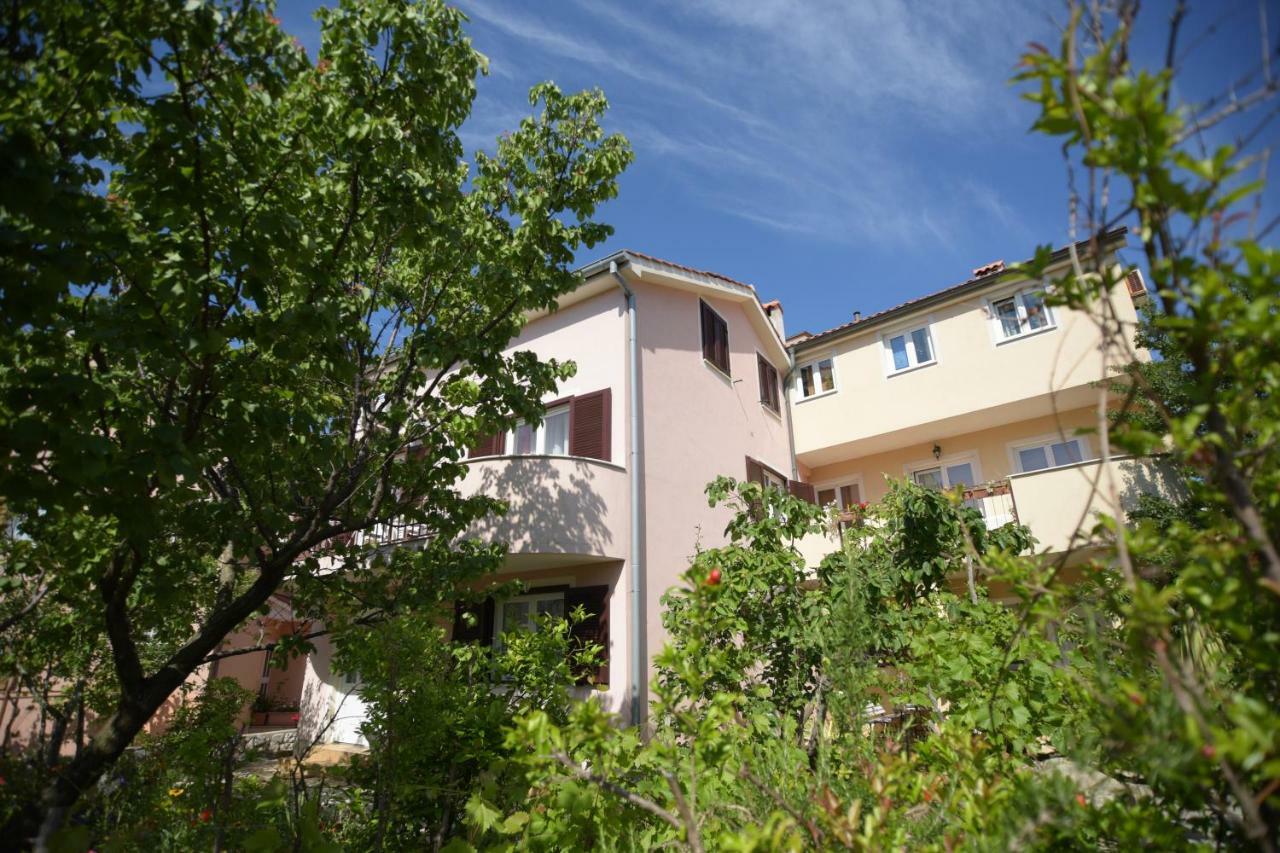 Apartmani Vitkovic II Cres Extérieur photo