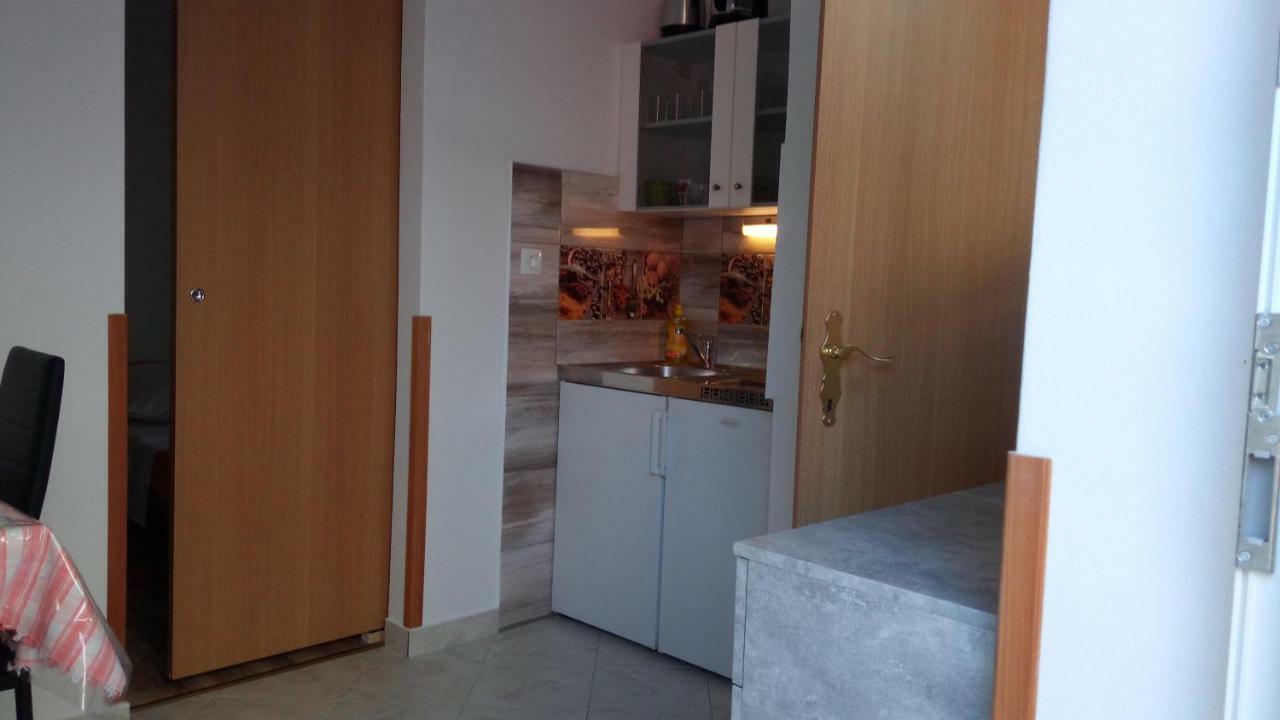 Apartmani Vitkovic II Cres Extérieur photo