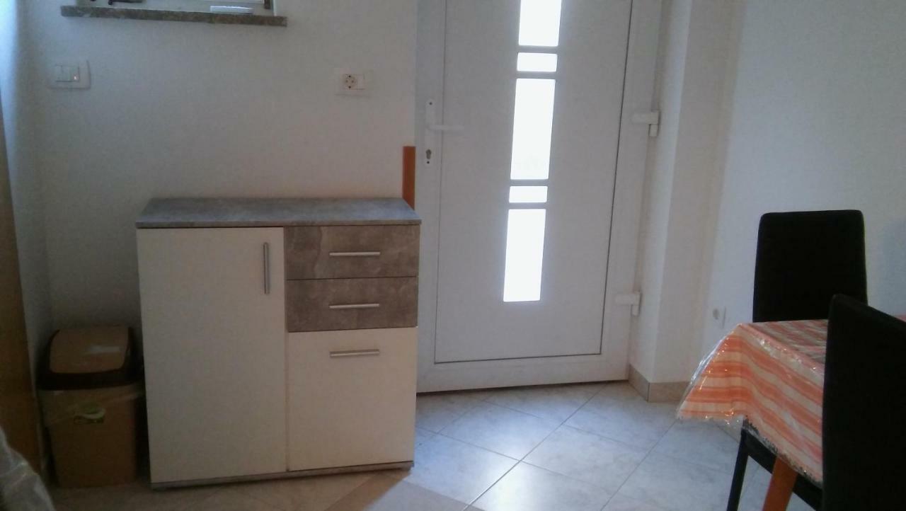 Apartmani Vitkovic II Cres Extérieur photo