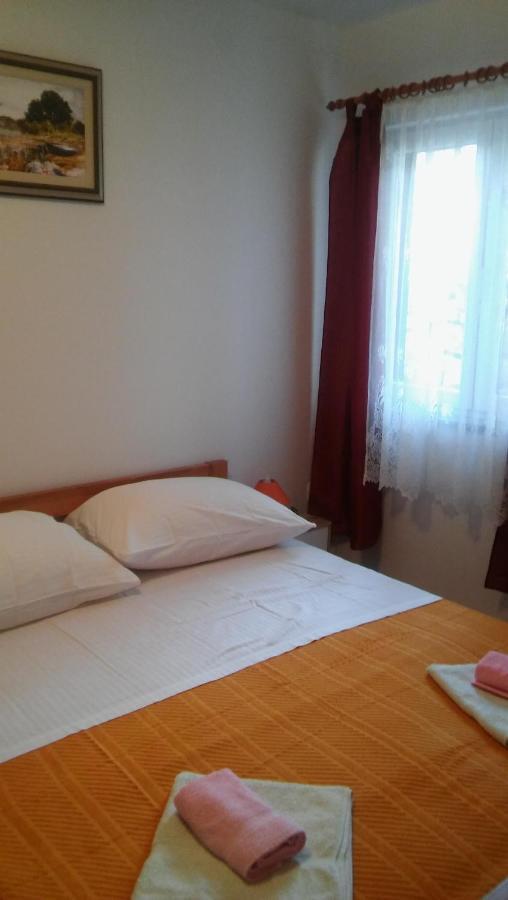 Apartmani Vitkovic II Cres Extérieur photo
